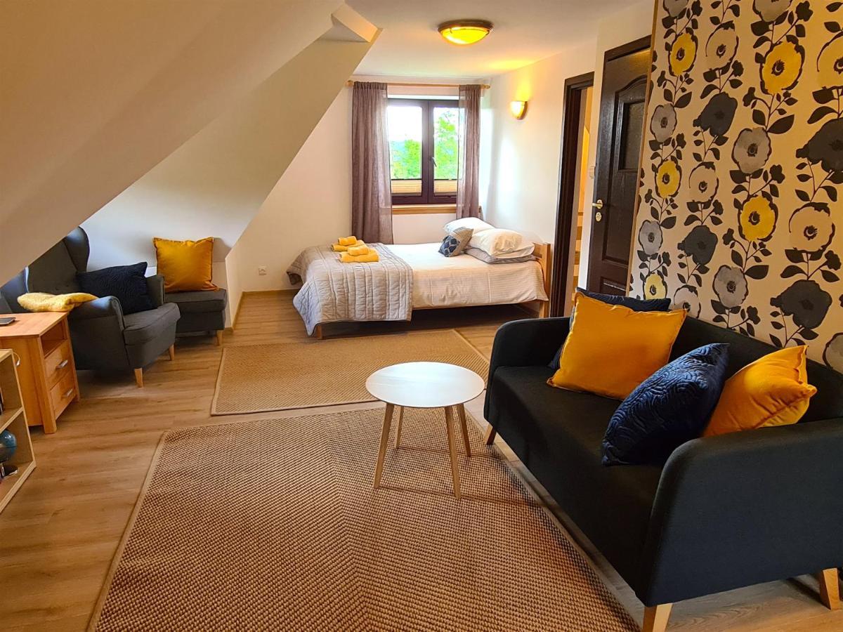 Apartamenty Skalna Chata ซาโกปาเน ภายนอก รูปภาพ